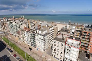 PENTHOUSE met sublieme zonoriëntatie en panoramisch uitzicht beschikbaar voor biedingen