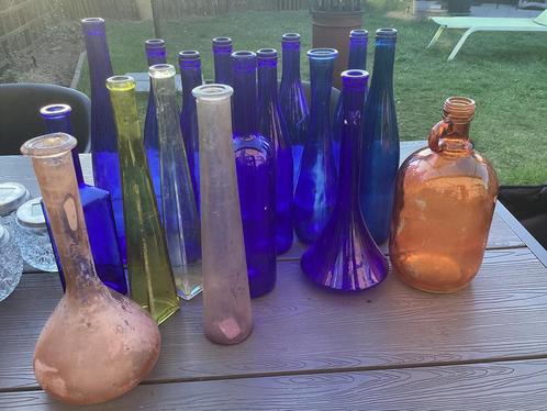 Unieke set vintage gekleurde glazen flessen, Huis en Inrichting, Woonaccessoires | Vazen, Gebruikt, Geel, Ophalen
