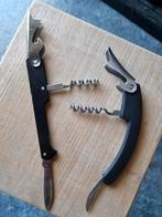 2 tire-bouchons - décapsuleurs - canifs, Ophalen of Verzenden, Zo goed als nieuw, Overige materialen, Overige typen