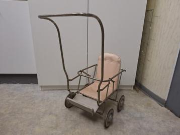oude poppen buggy, jaren 50 beschikbaar voor biedingen
