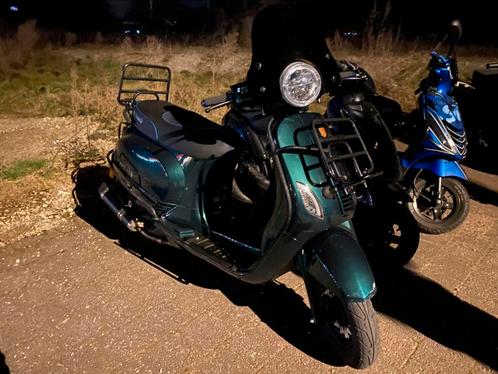 La souris Full option Sport/Malossi, Fietsen en Brommers, Scooters | Overige merken, Zo goed als nieuw, Klasse B (45 km/u), Benzine