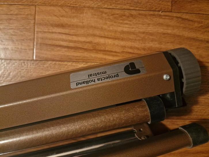 Projecta Holland Mistral projectiescherm – 136 cm – Professi, Audio, Tv en Foto, Projectieschermen, Zo goed als nieuw, Handmatig