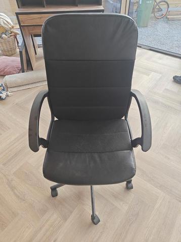 Ikea bureau stoel beschikbaar voor biedingen