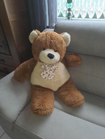PELUCHE OURS 70 CM beschikbaar voor biedingen