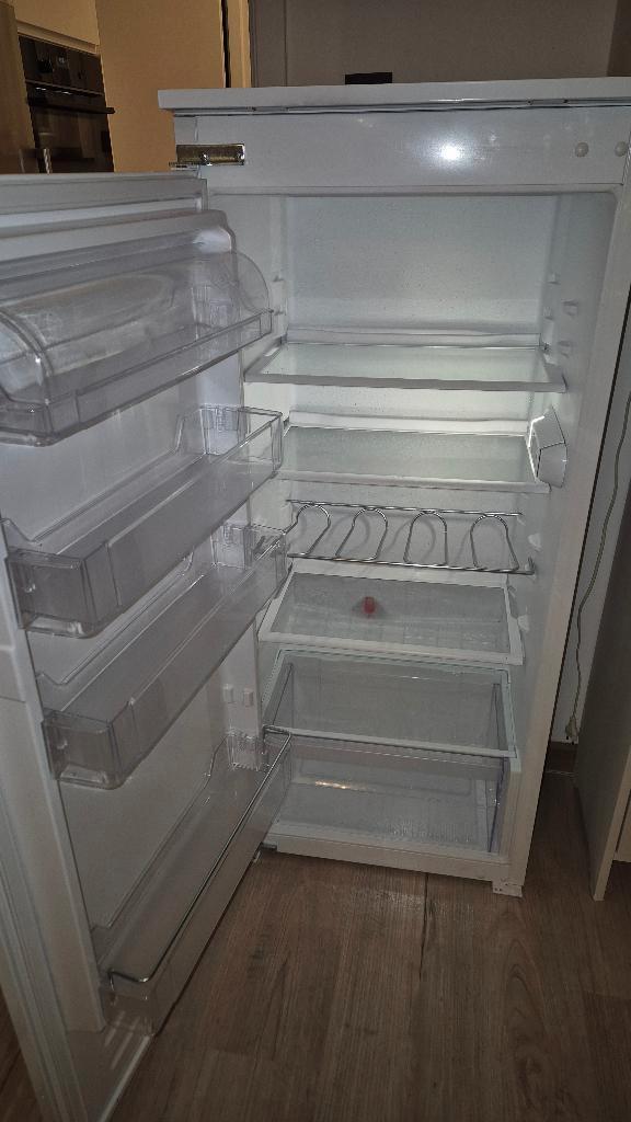 IKEA AVKYLD inbouw koelkast, Electroménager, Réfrigérateurs & Frigos, Comme neuf, Sans bac à congélation, 200 litres ou plus, 120 à 140 cm