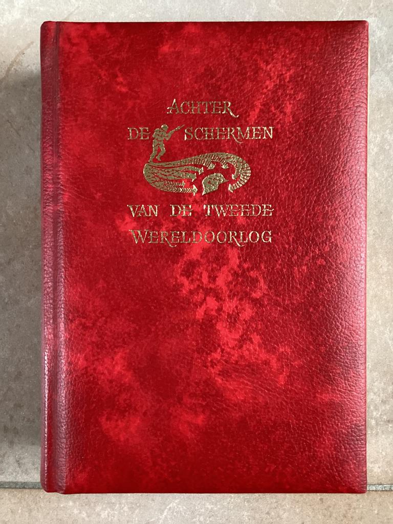 Achter de schermen van de tweede wereldoorlog, Ophalen, Tweede Wereldoorlog, Gelezen