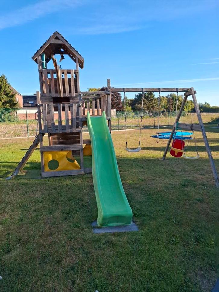 Houten speelhuis met verdiepingen en schommels, Kinderen en Baby's, Speelgoed | Buiten | Speeltoestellen, Glijbaan, Ophalen