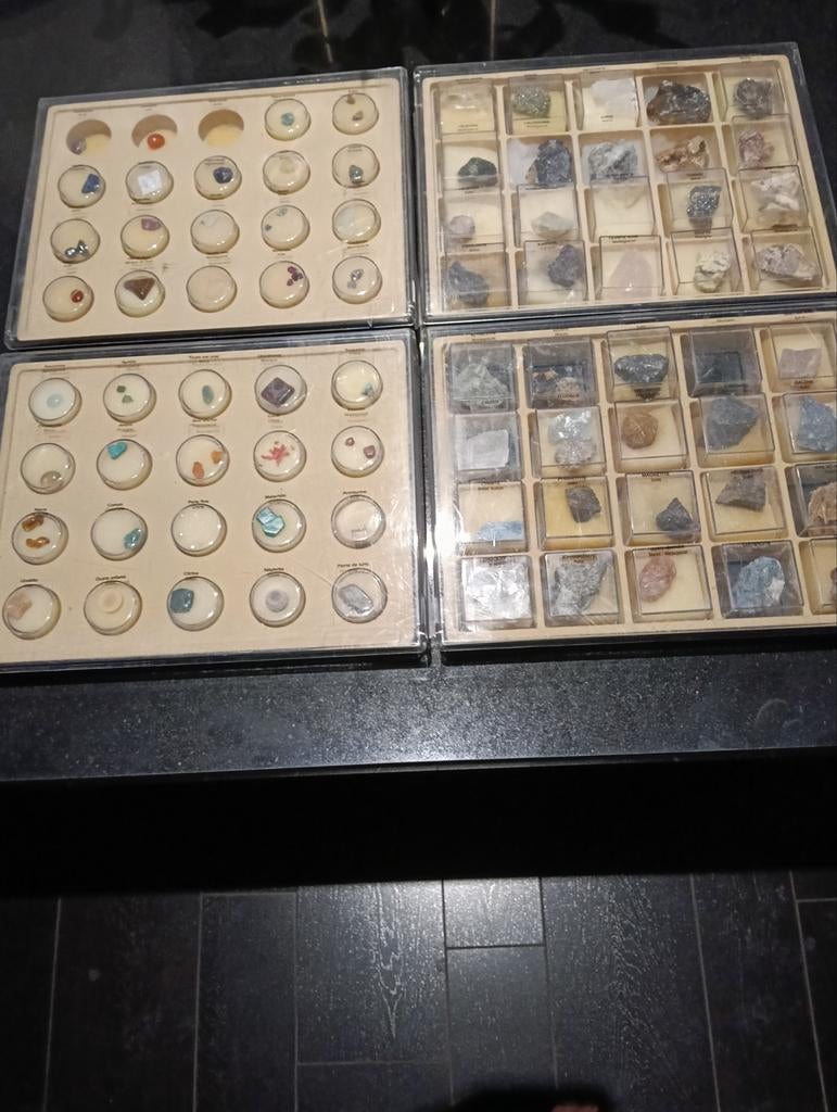 4 coffrets pierre collection, Enlèvement