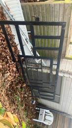 Grote ijzeren tuinpoort, Enlèvement, Utilisé