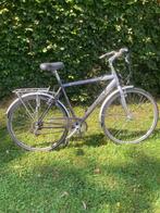 3 oude fietsen, Ophalen