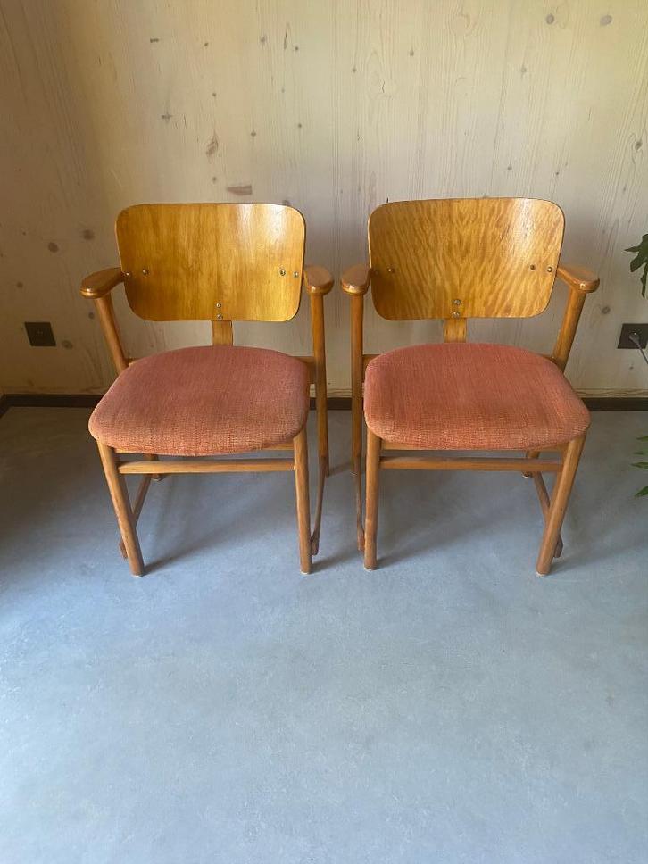 6 DOMUS Ilmari Tapiovaara-stoelen, editie De Coene, Huis en Inrichting, Stoelen, Gebruikt, Vijf, Zes of meer stoelen, Hout, Stof
