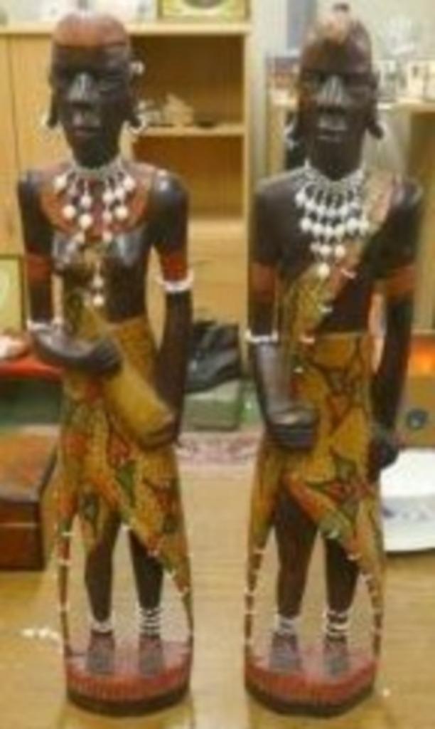 Grote beelden Masai krijgers (echtpaar?), Antiek en Kunst, Kunst | Beelden en Houtsnijwerken, Ophalen of Verzenden