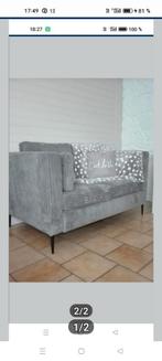 Petit canapé velours gris cotelé parfait etat, Enlèvement