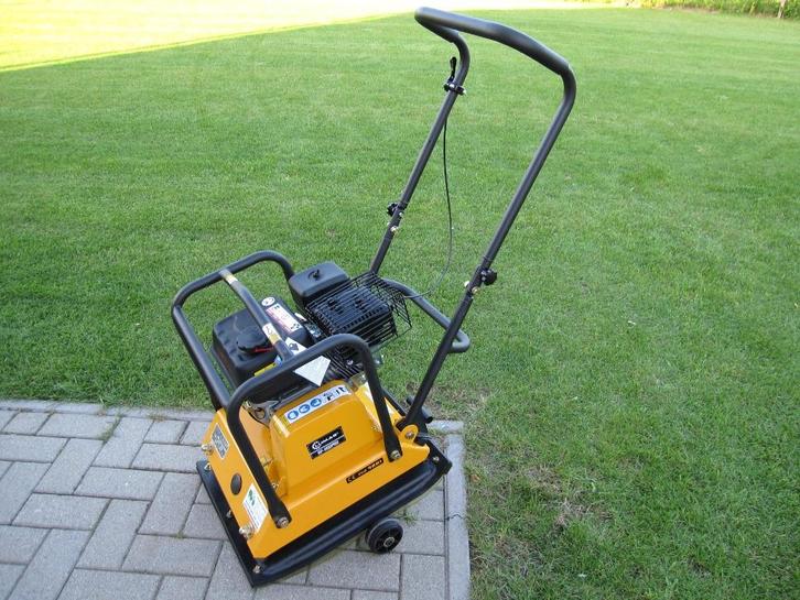 trilplaat LUMAG RP1100 PRO, Doe-het-zelf en Bouw, Gereedschap | Overige machines, Nieuw, Ophalen