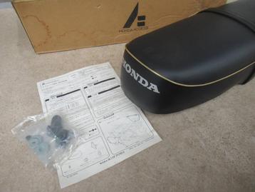 Honda CD50/90 seat zadel nieuw NOS beschikbaar voor biedingen
