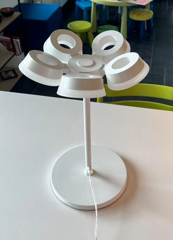 Lamp Led Space Age beschikbaar voor biedingen