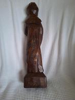 Ancienne statue en bois, Enlèvement ou Envoi