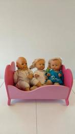 Poppenbed met poppen, draagzak en handtasje, Kinderen en Baby's, Ophalen, Gebruikt