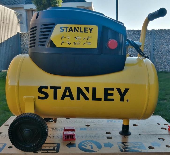 Stanley compressor 24 liter 8 bar (nog onder garantie), Doe-het-zelf en Bouw, Compressors, Zo goed als nieuw, 6 tot 10 bar, Mobiel