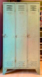 Vintage 3 deurs locker kast met mooie patine. 180x91x40, Ophalen, Gebruikt, Industrieel vintage