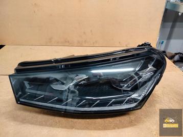 Skoda Fabia IV Full Led-lamp links beschikbaar voor biedingen