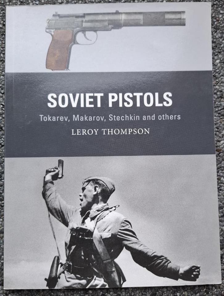 Soviet Pistols ( Nieuw ), Boeken, Oorlog en Militair, Nieuw, Algemeen, Tweede Wereldoorlog, Ophalen of Verzenden
