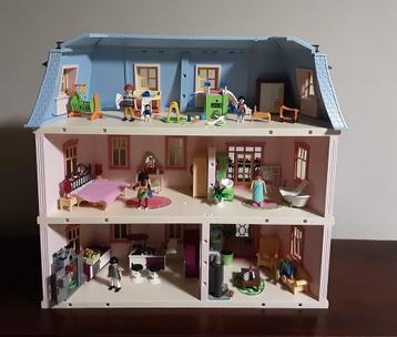 PLaymobil groot herenhuis en 6 sets beschikbaar voor biedingen