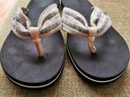 Slippers Esprit maat 39 - gestreepte stof., Kleding | Dames, Schoenen, Slippers, Beige, Ophalen of Verzenden, Zo goed als nieuw