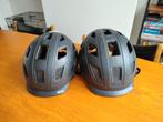 Helmen, Fietsen en Brommers, Ophalen, M