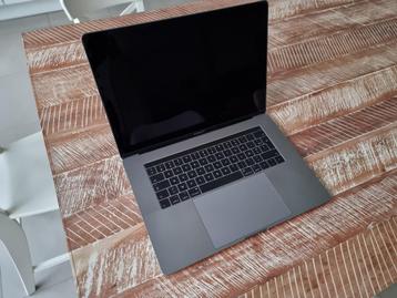 Macbook Pro Touch-bar 15" Intel Core i7 2016 512 GB SSD