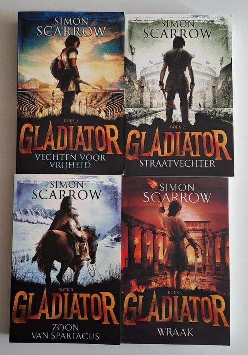 Gladiator deel 1+2+3+4 – Simon Scarrow, Livres, Livres pour enfants | Jeunesse | 10 à 12 ans, Comme neuf, Enlèvement ou Envoi