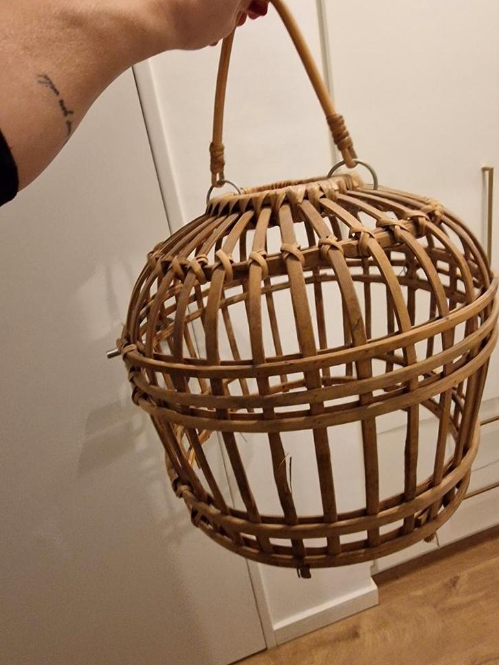 Rotan hanglamp / boho stijl, Huis en Inrichting, Woonaccessoires | Schalen en Manden, Ophalen
