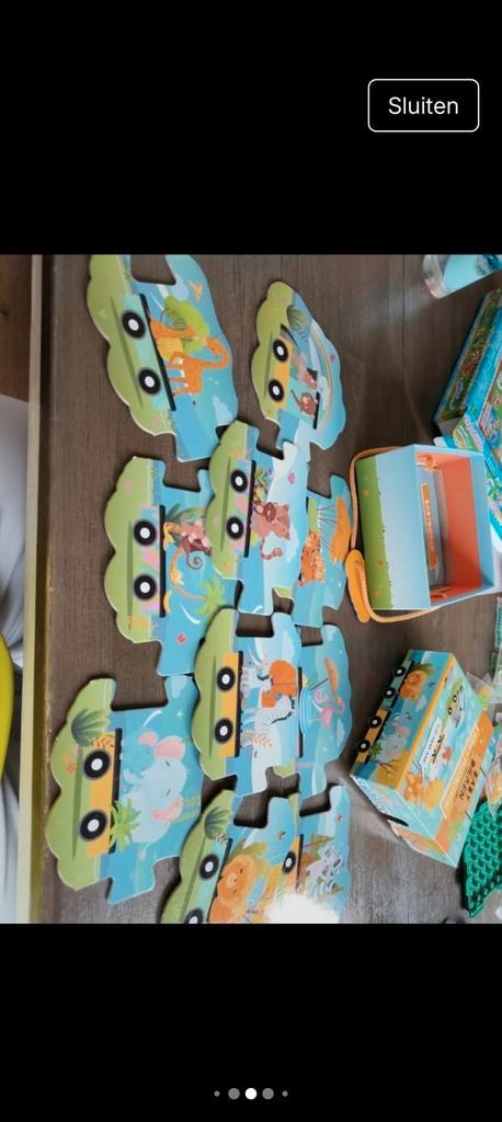 Puzzeltrein Babydieren, Boeken, Kinderboeken | Baby's en Peuters, Zo goed als nieuw, Ophalen