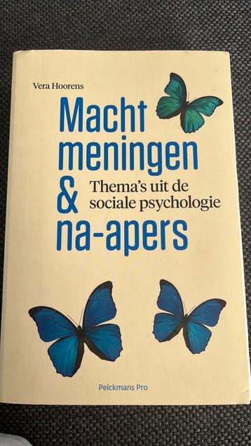 Macht meningen & na-apers beschikbaar voor biedingen