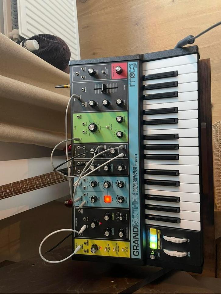 Moog Grandmother, Musique & Instruments, Synthétiseurs, Comme neuf, Enlèvement