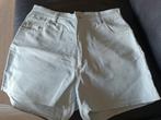 Lichtblauwe damesshort in maat 32 van CNB, Kleding | Dames, Ophalen of Verzenden, Zo goed als nieuw