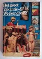 Vakantie en Weekendboek voor Nederland en België, Ophalen of Verzenden, Zo goed als nieuw