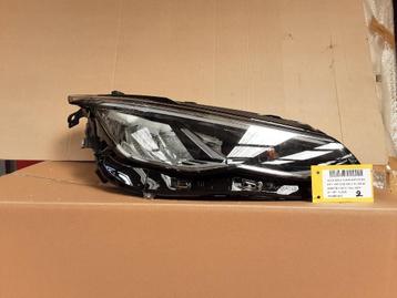 KOPLAMP RECHTS Volkswagen Golf VIII (CD1) (5H1941006) beschikbaar voor biedingen
