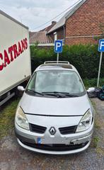 Renault grand Scenic II 1,5dci accidentée, Auto's, Renault, Zwart, 7 zetels, Particulier, Metaalkleur