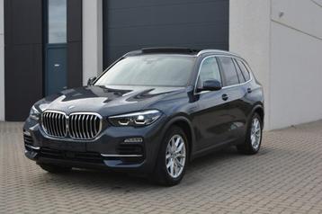 BMW X5 3.0A xDrive45e PHEV Pano/Navi/Ambient/Trekhaak beschikbaar voor biedingen