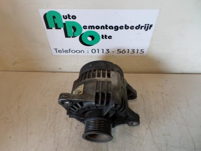Dynamo van een Alfa Romeo 156, Auto-onderdelen, Motor en Toebehoren, Alfa Romeo, Gebruikt, 3 maanden garantie, Ophalen of Verzenden