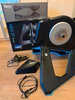 Tacx Neo 2T smart + Tacx Neo Motion Plates, Sport en Fitness, Ophalen, Zo goed als nieuw