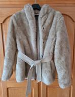 Korte winterjas nepbont met riem (maat 42), Kleding | Dames, Ophalen, H&M, Beige, Maat 42/44 (L)