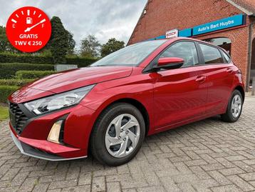 Hyundai i20 Comfort 1.2i - AIRCO / GPS / PDC / CAMERA / ...  beschikbaar voor biedingen