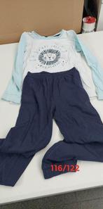 Pyjama jongen Lange broek Maat 110 en één korte broek Maa, Kinderen en Baby's, Kinderkleding | Maat 110, Ophalen of Verzenden