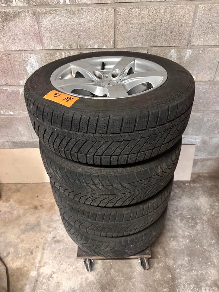 4 winterbanden op lichtmetalen velgen — 16” — bijna nieuw, Auto-onderdelen, Banden en Velgen, Band(en), Winterbanden, 16 inch