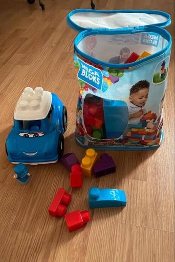 Mega Bloks - set zak blokken en politie auto, Enlèvement ou Envoi, Comme neuf, Megabloks
