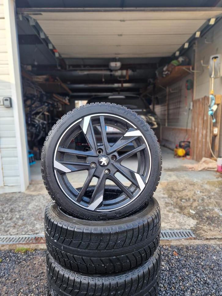Peugeot velgen, Auto-onderdelen, Banden en Velgen, Band(en), Winterbanden, 17 inch, 205 mm, Personenwagen, Ophalen of Verzenden