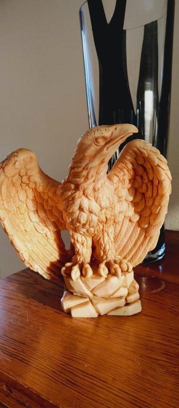 Aigle, buse, oiseau de proie en résine artificielle, Enlèvement ou Envoi