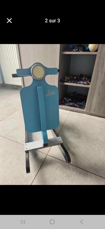 vespa bascule en bois beschikbaar voor biedingen